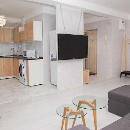 2 Rooms Luxury Apartment On Shkilna 34 Street Zaporizhia 외부 사진