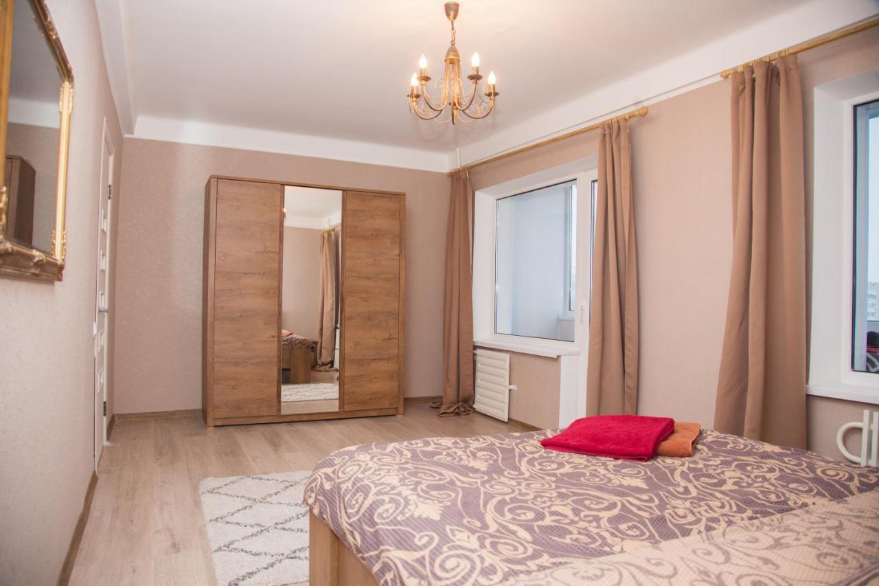 2 Rooms Luxury Apartment On Shkilna 34 Street Zaporizhia 외부 사진